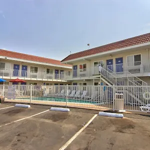 Hotel 6-sacramento, Ca - Old North